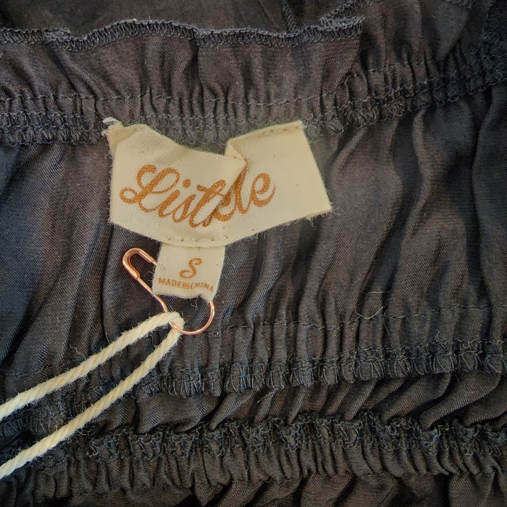 Listicle silky crop top - Picture 3 of 4